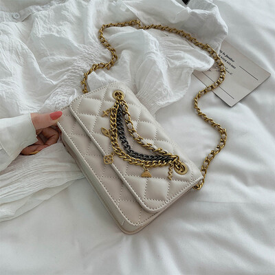

Qiao Bani 2019 new Korean version of chic fashion solid color simple rhombic chain bag wild single shoulder diagonal handbag