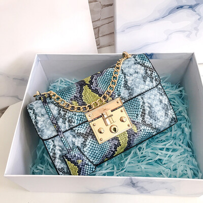 

Tailored Women Retro Serpentine Crossbody Bag Messenger Bag Shoulder Bag Handle Chain Bag