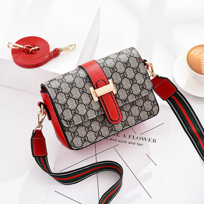 

Single shoulder bag female summer tide Korean fashion simple small square bag Joker casual slung bag