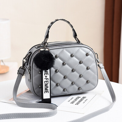 

Rivet fashion small square bag element personality portable bag Korean version of the wild single shoulder diagonal handbag