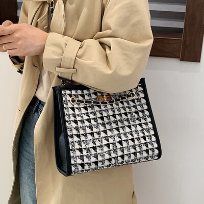 

Ins super fire bag female 2019 autumn&winter new single shoulder messenger bag chain wool plaid fashion tote bag