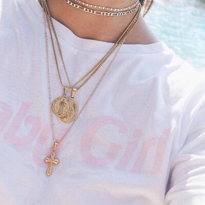 

Vintage Leaf Cross Heart Pyramid Ancient Egyptian Pharaoh Pendant Multilayer Gold Necklace Punk Lady Jewelry Women Necklace Set