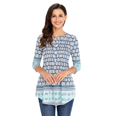 

Patterned Notched Neckline Cropped Sleeve Knit Hem Printed Vintage Top
