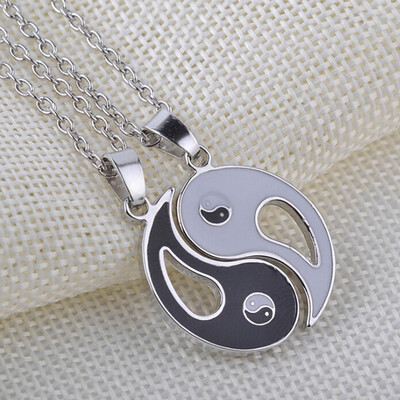 

1 Pair Yin Yang Black White Taiji Pendant Necklace Jewelry Friends Lover Couple