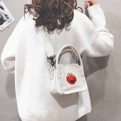 

Handbag small bag female 2019 new Korean version of casual wild sesame street bag simple canvas shoulder Messenger bag