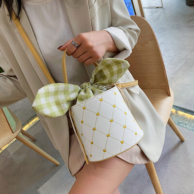 

Female bag 2019 new fashion bucket bag summer senior sense girl Messenger bag ins super fire net red small bag