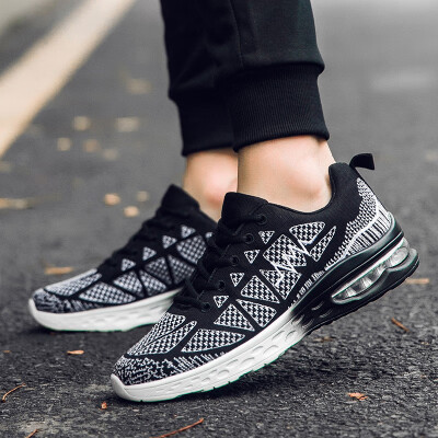 

Factory price spring&autumn couples sports shoes flying line knitting Korean mens shoes breathable cushioning cushion ru