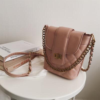 

Advanced sense bag Ocean rhombic chain Messenger bag female wild ins new 2019 fashion portable bucket bag