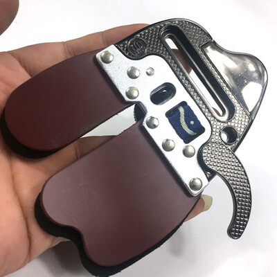 

Outdoor Archery Finger Protector Guard Leather Glove Practice Protective Gear