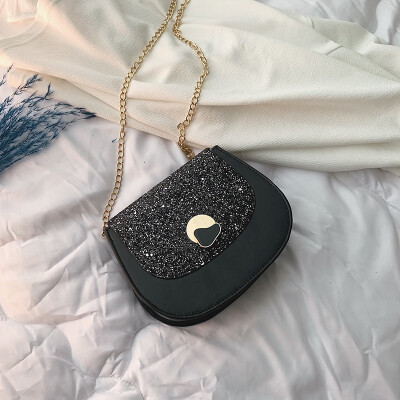 

New small bag female 2019 new Korean fashion sequins girl small bag Hong Kong wind single shoulder chain saddle bag