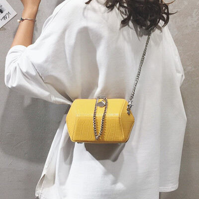 

Net red packet popular female bag 2019 new wave wild chain bag summer small fresh ins foreign gas Messenger bag