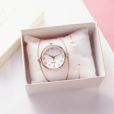 

Red Hong Kong wind bracelet female Korean version of the Departments best friend cool temperament chic bracelet ins watch