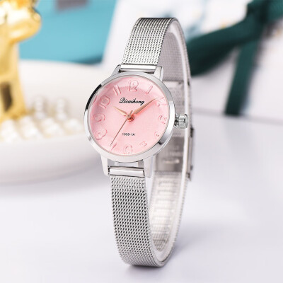 

RM Fashion Simple Exaggerated Digital Scale Convex Mesh With Quartz Female Watch