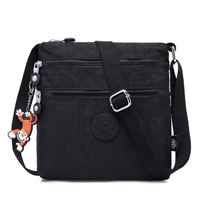 

Fashion Women Washable Lightweight Large Capacity Zipper Crossbody Shoulder Bag