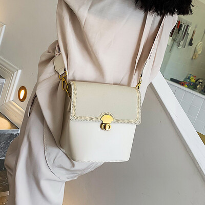 

Net red pouch handbag 2019 new wild gas bucket bag fashion shoulder bag summer small fresh messenger bag