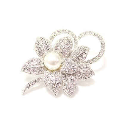 

Vintage Style Girl Crystals Imitation Pearl Brooch Women Flower Badge Clothing Bag Breastpin Wedding Accessories