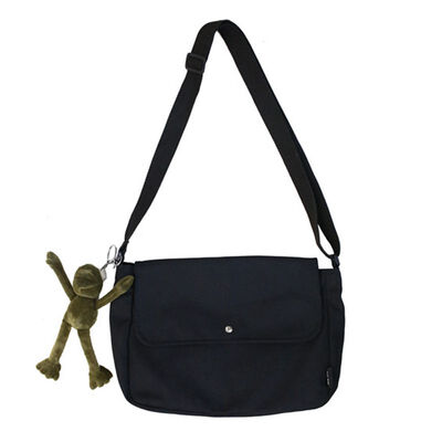 

On the new ins student bag canvas messenger bag Japan&South Korea Harajuku ulzzang funny ugly cute doll shoulder bag female