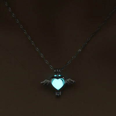 

1PC New Skull Glow In The Dark Chaming Luminous Horse Heart Owl Charm Women Jewelry Fashion Pendant Necklace