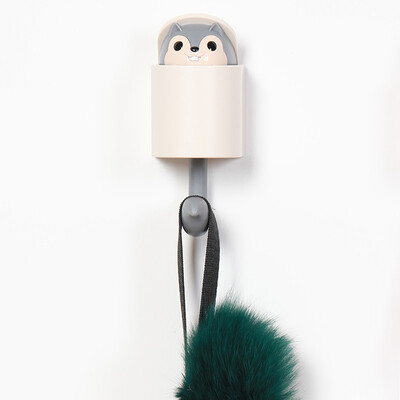 

Creative Squirrel Coat Hanger Squirrel Clothes Shoes And Hat Hook Cute Small Squirrel Storage Hook