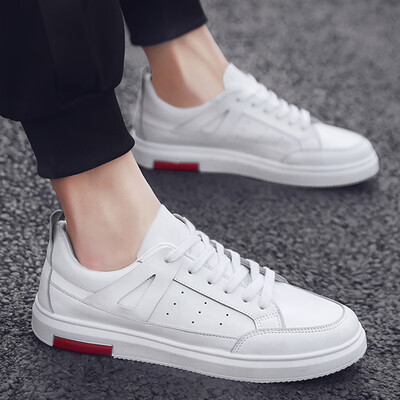 

Autumn shoes mens casual shoes Korean version of the trend of wild mens shoes students small black tide shoes chef