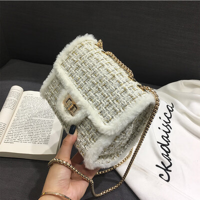 

Tide ins super fire bag female 2019 new small square bag fashion woolen Messenger bag wild chain shoulder bag