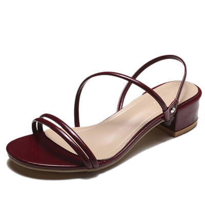 

Coarse-heeled sandals women 2019 new summer fashion Joker with net red middle heel student toe fairy shoes