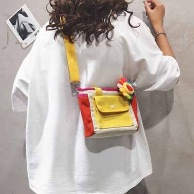 

Portable small bag female 2019 new ulzzang bag bag wild foreign girl canvas shoulder Messenger bag