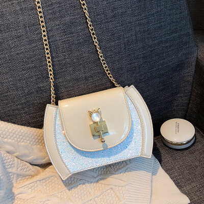 

Patent leather sequin bag female 2019 new wave Korean version of the wild single shoulder slung fashion lock chain personality small bag