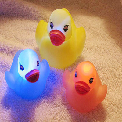 

1PCS Baby Bath Toys Rubber Duck Children Float Water Swimming Play Mini Small Educational For Childs Random Color