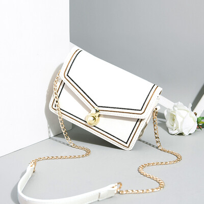 

Summer net red ins little lady summer foreign style Joker chain shoulder Messenger bag fashion