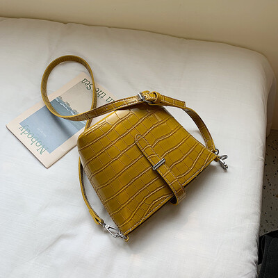 

Advanced sense bag Ocean Messenger bag female bag new 2019 fashion bucket bag wild ins vintage shoulder bag