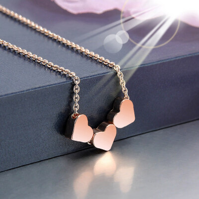 

Fashion Alloy Jewelry Three Heart Charms Pendant Necklace Choker New Women Gift