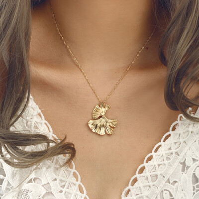 

HuaTang Star Moon Pendant Necklace Boho Geometric Crystal Layered Necklaces for Women Girl Waterdrop Opal Collar Choker Jewelry