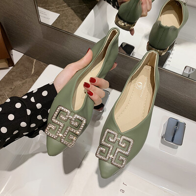 

Soft-soled Bean Shoes Womens Summer Korean Version Fashion