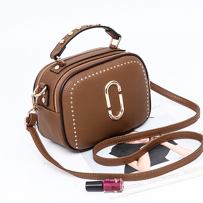 

Womens new fashion Korean version of Joker personality bag shoulder Messenger bag girl