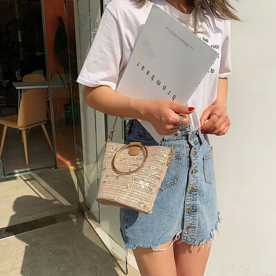 

Tailored Fashion Women Weave Embroidery Flower Bucket Bag Crossbody Bag Shoulder Bags