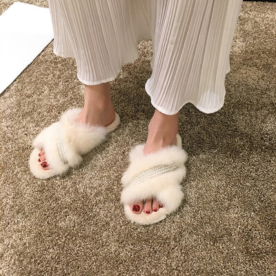 

Fairy wind slippers wear autumn Joker Pearl rhinestone Mao Mao drag flat bottom drag tide