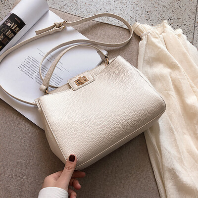 

New texture bag female 2019 new wave Korean version of the wild single shoulder slung fashion portable large capacity Kelly bag