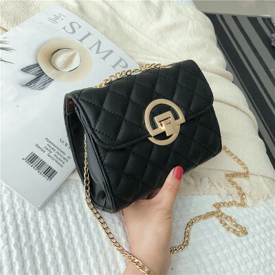 

2019 new Korean version of the simple&simple rhombic chain shoulder bag casual temperament retro wild Messenger small square bag