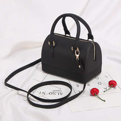 

PVC Shoulder Bag Fashion Casual Woman Handbag Summer 2019 New for Women Mini Famous Brand Designer Jelly Boston Tote Bags Candy