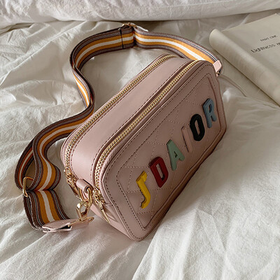 

Mini bag 2019 summer fashion Lingge Joker small fresh letters bag Western style broadband Messenger bag