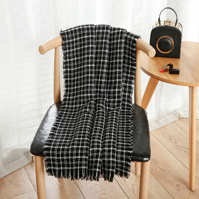 

Japanese Harajuku retro British literary couple plaid scarf female winter Korean students long paragraph wild big collar