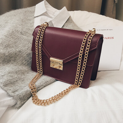 

New small bag wild simple 2019 new Korean version of the shoulder slung fashion chain texture solid color small square bag