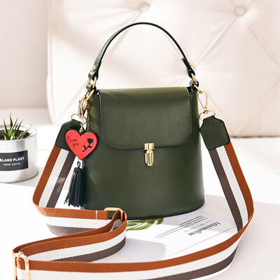 

Female bag 2019 spring new cool Korean fashion handbag shoulder Messenger bag cross-border