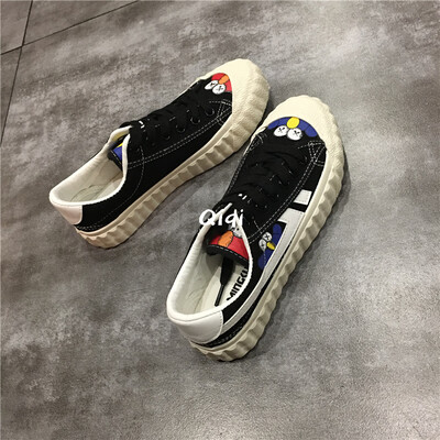 

s canvas shoes women 2019 summer shoes female students wearing board shoes female Korean version