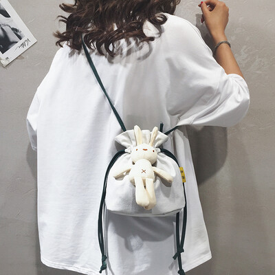 

Ins wind cute messenger bag small bag Japanese students ancient feeling girl canvas summer Joker single shoulder bag
