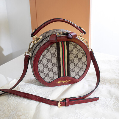 

Bag female 2019 new Korean version of the tide fashion wild ins super fire handbag small round bag shoulder bag Messenger bag