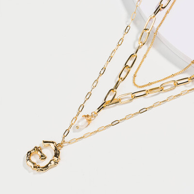 

26 letter alphabet Layer Shell Pendant Necklace pearl Stone Natural seashell Gold Women Best Friend Choker Summer Jewelry