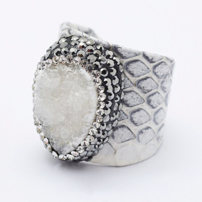 

Handmade Snakeskin Genuine Leather Cuff Rings with Polymer Clay Czech Rhinestone&Druzy Quartz Adjustable Oval White 215m