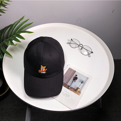 

Spring&summer new students hundred baseball cap female Korean version embroidered cap hip-hop outdoor sun hat pattern